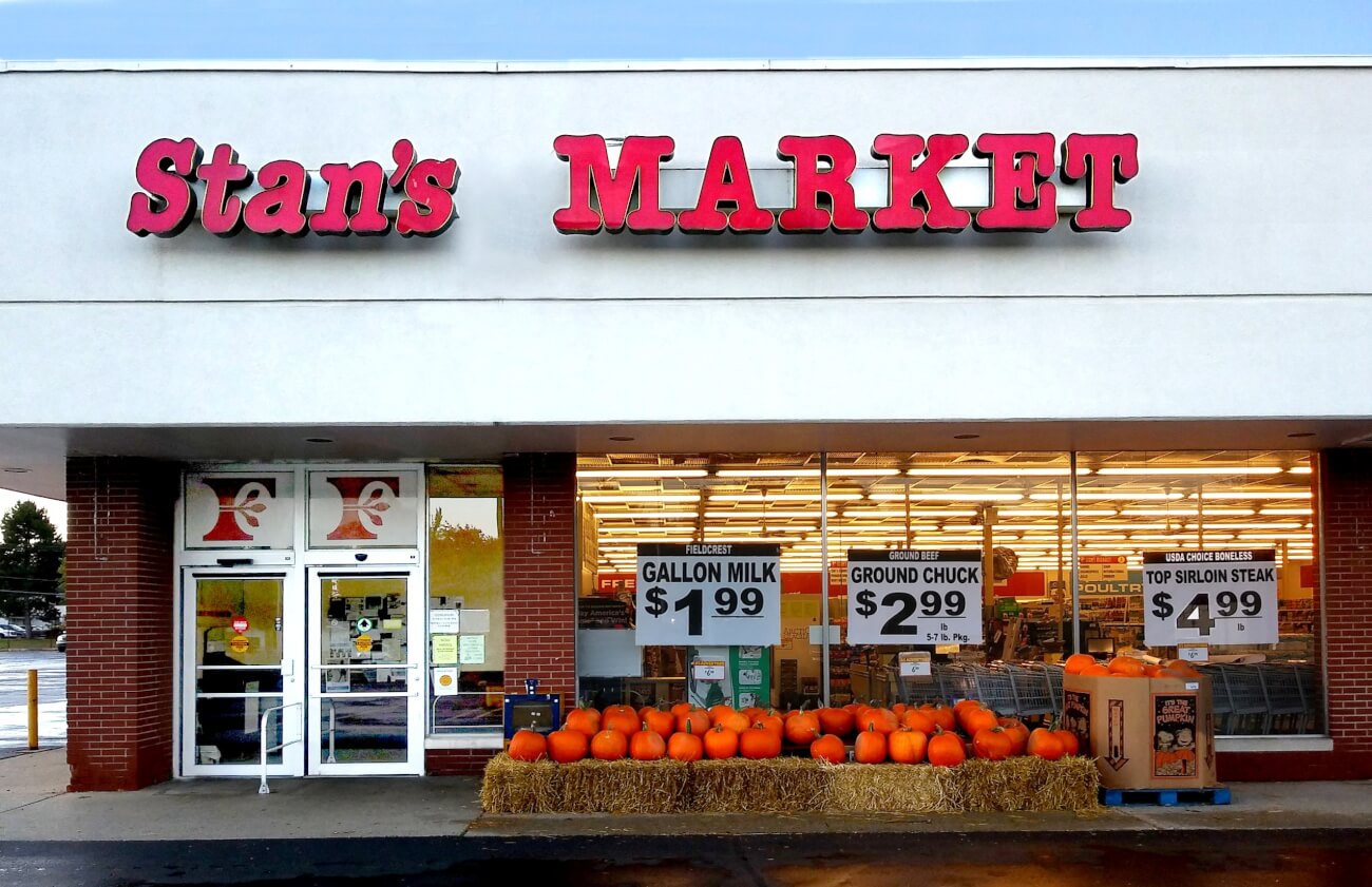Stan’s Market Front Shot